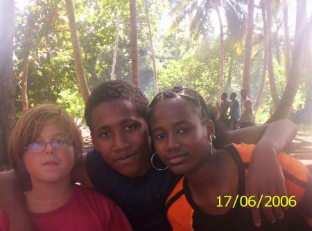 Lucien, Affrai, et Sitti